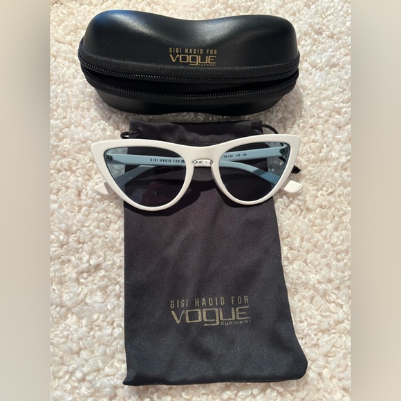 Vogue Accessories - VOGUE Sunglasses